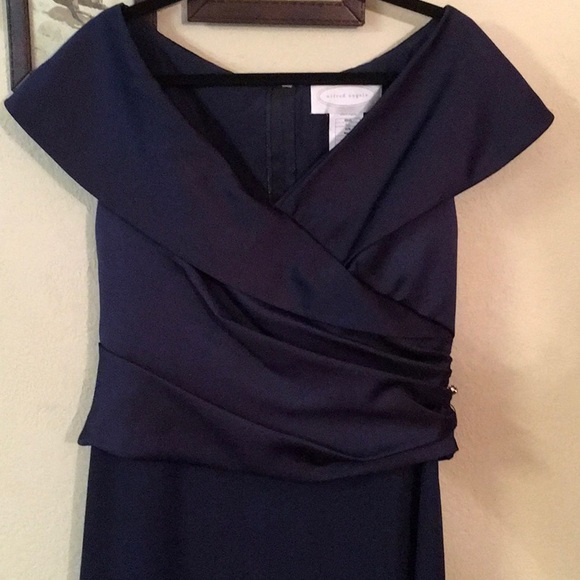 Beautiful Alfred Angelo formal gown. - Picture 2 of 3